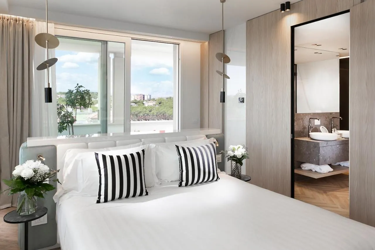 Hotel Ambasciatori Riccione Italy