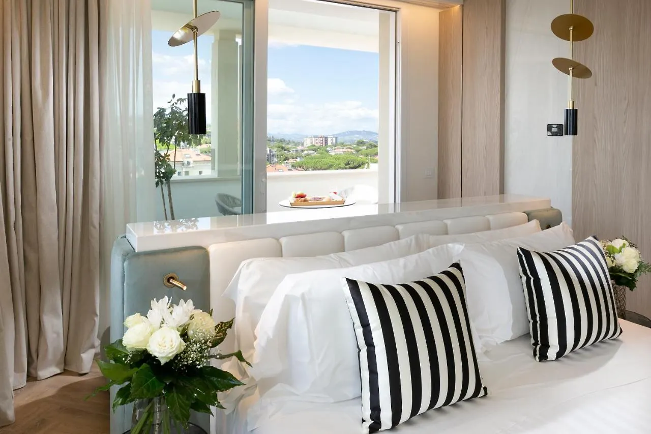 Hotel Ambasciatori Riccione 4*,  Italy