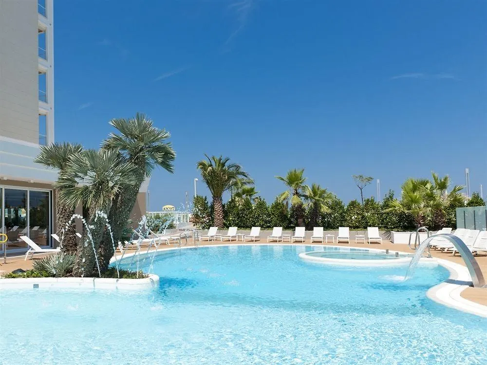Hotel Ambasciatori Riccione 4*,  Italie